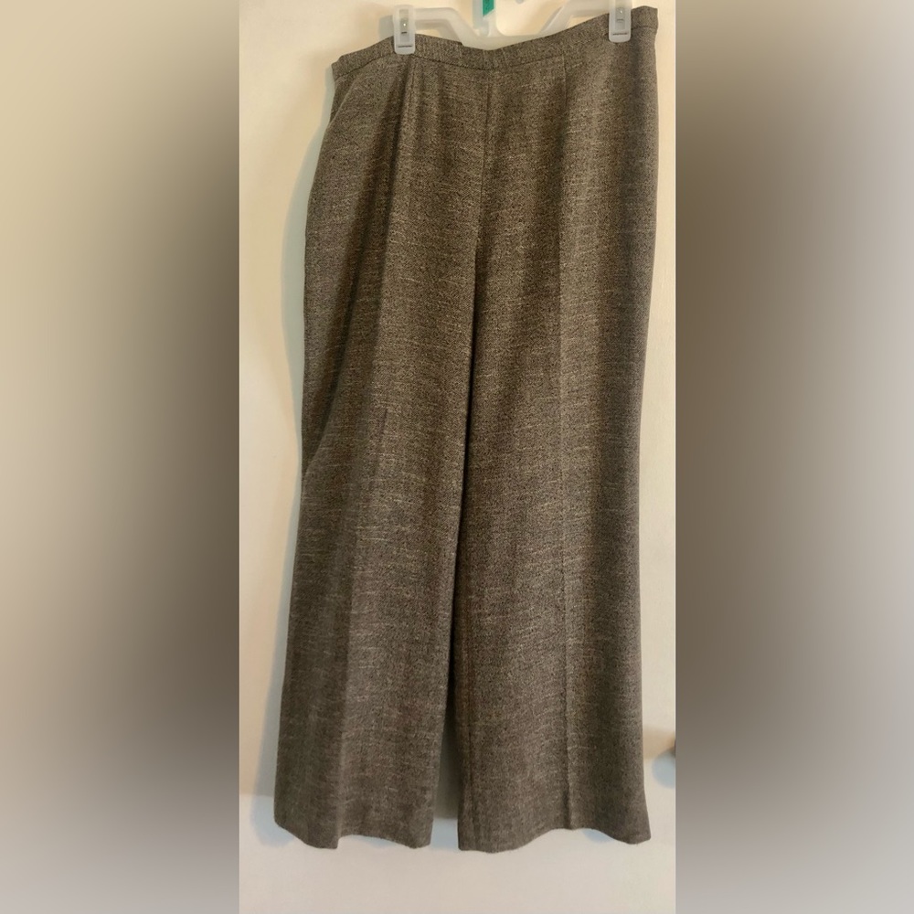 Le Suit Size 14 pantsuit